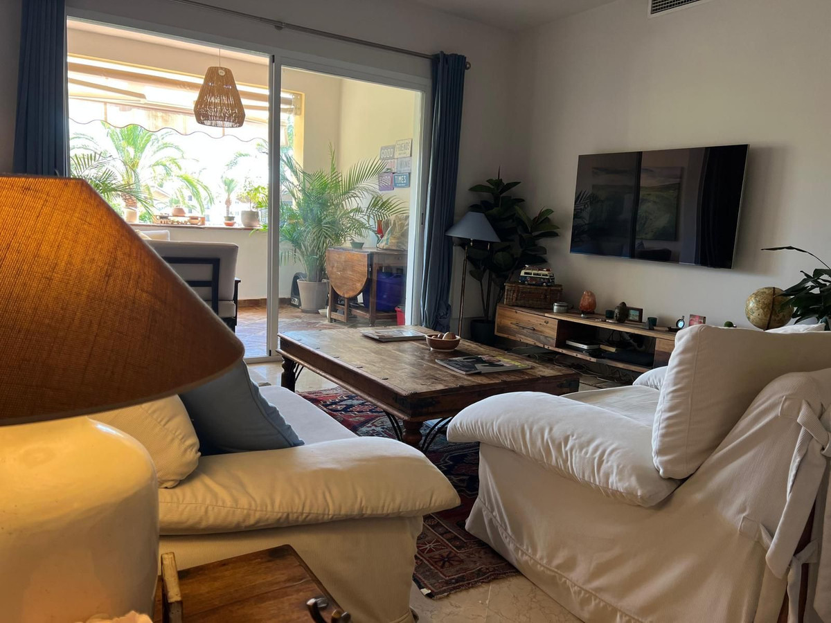 Appartement te koop in Guadalmina Alta | 2 slaapkamers H5117656