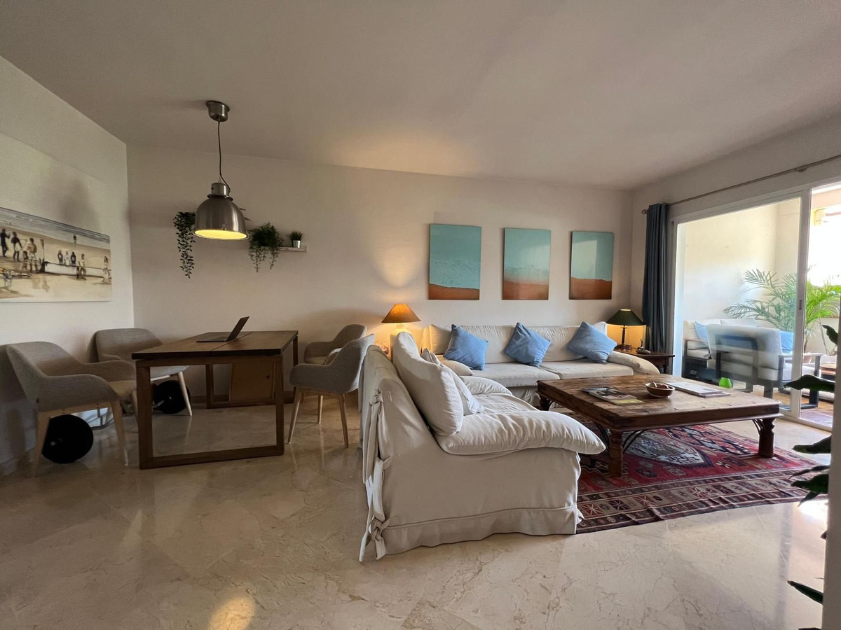 Appartement te koop in Guadalmina Alta | 2 slaapkamers H5117656