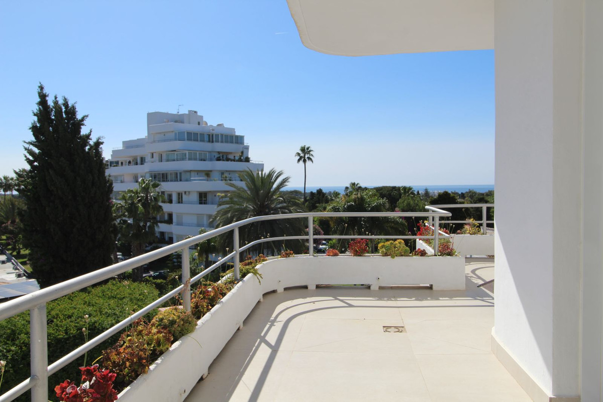Appartement te koop in Guadalmina Alta | 3 slaapkamers H5134720