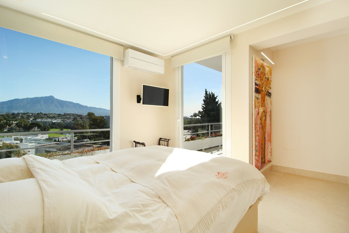Appartement te koop in Guadalmina Alta | 3 slaapkamers H5134720