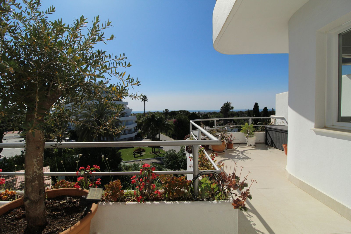 Appartement te koop in Guadalmina Alta | 3 slaapkamers H5134720