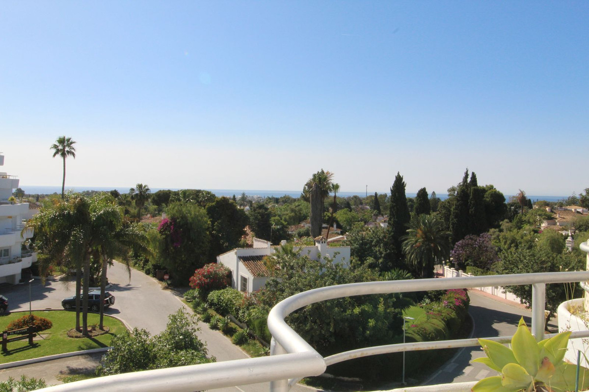 Appartement te koop in Guadalmina Alta | 3 slaapkamers H5134720