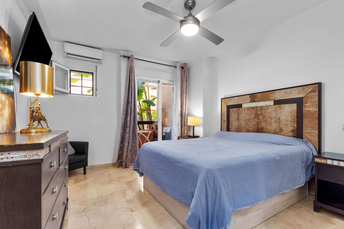 Appartement te koop in Guadalmina Alta | 2 slaapkamers H5288629