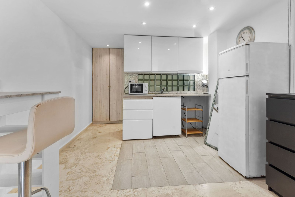 Appartement te koop in Guadalmina Alta | 2 slaapkamers H5288629