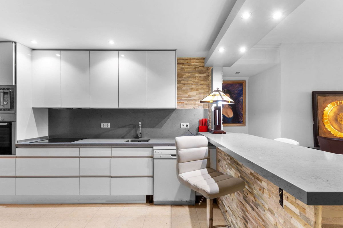 Appartement te koop in Guadalmina Alta | 2 slaapkamers H5288629