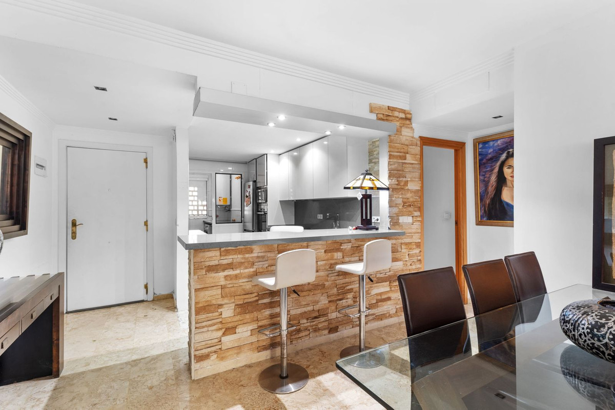 Appartement te koop in Guadalmina Alta | 2 slaapkamers H5288629