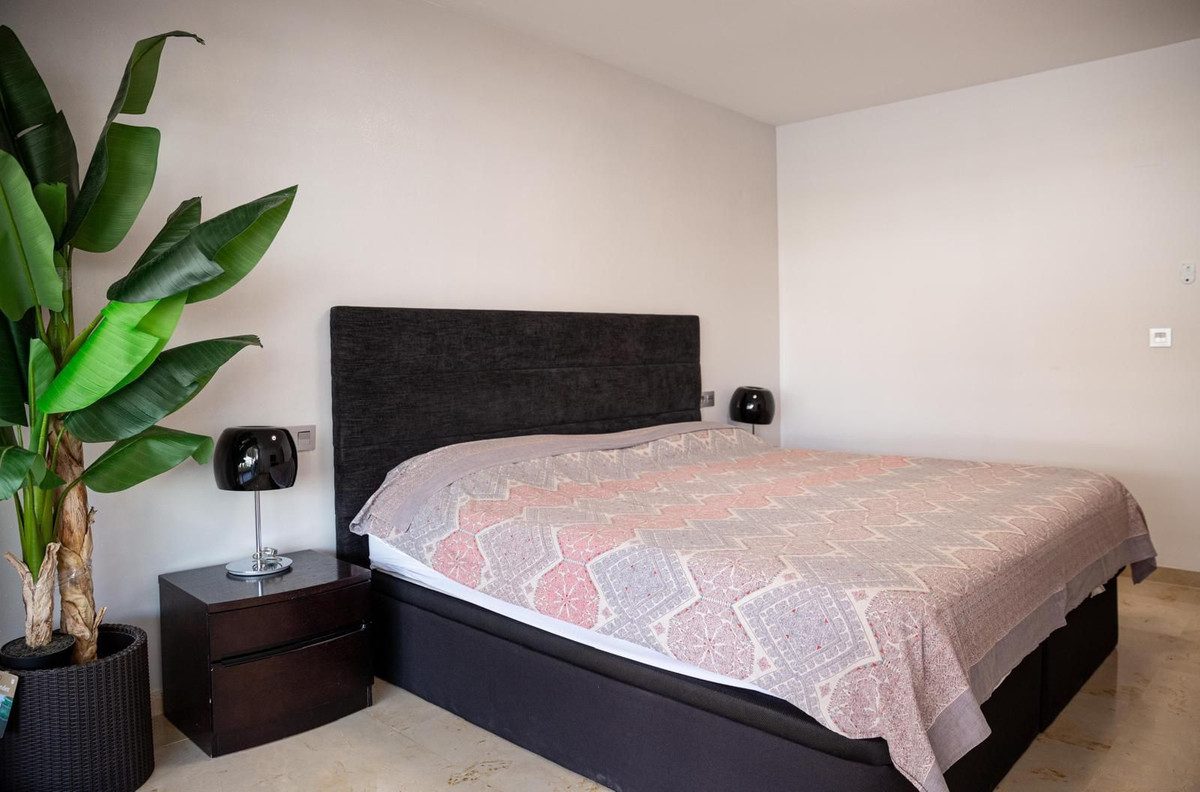 Appartement te koop in Guadalmina Alta | 2 slaapkamers H5295520