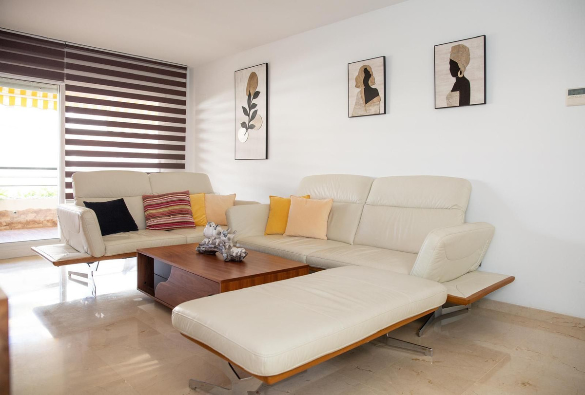 Appartement te koop in Guadalmina Alta | 2 slaapkamers H5295520