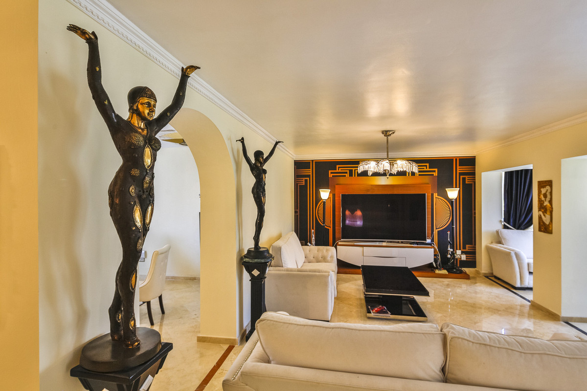 Appartement te koop in Guadalmina Alta | 3 slaapkamers H5305237