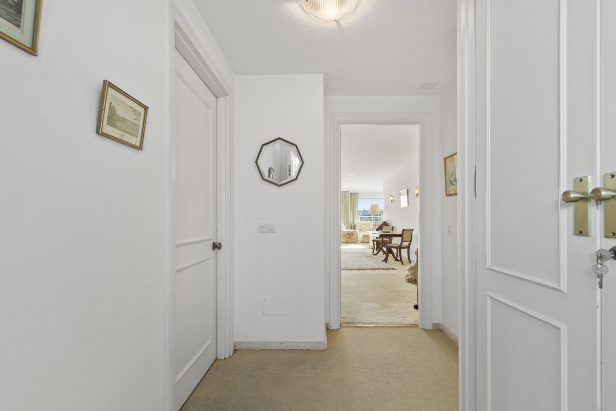 Appartement te koop in Guadalmina Alta | 2 slaapkamers H5319040