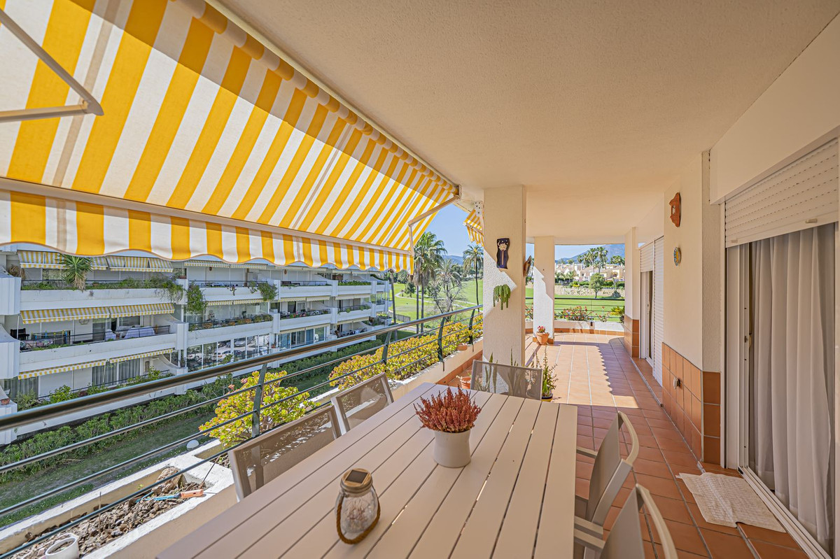 Appartement te koop in Guadalmina Alta | 3 slaapkamers H5347318