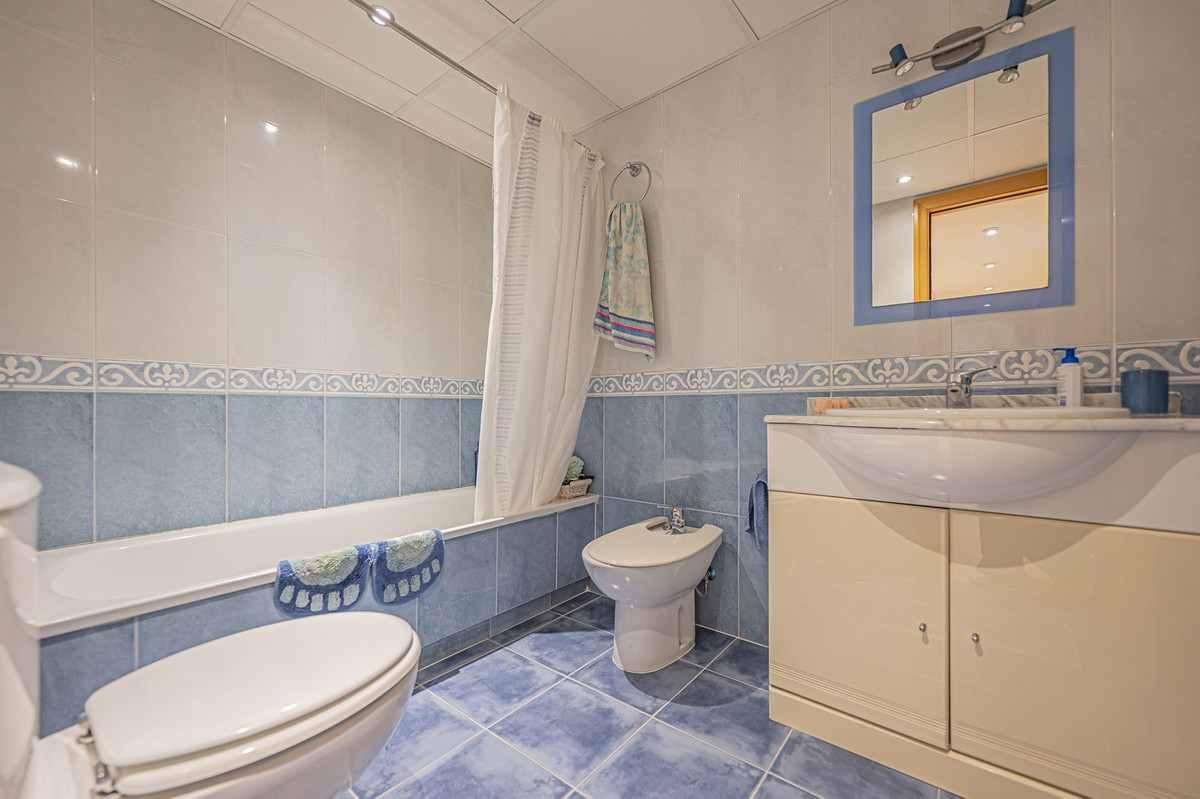 Appartement te koop in Guadalmina Alta | 3 slaapkamers H5347318