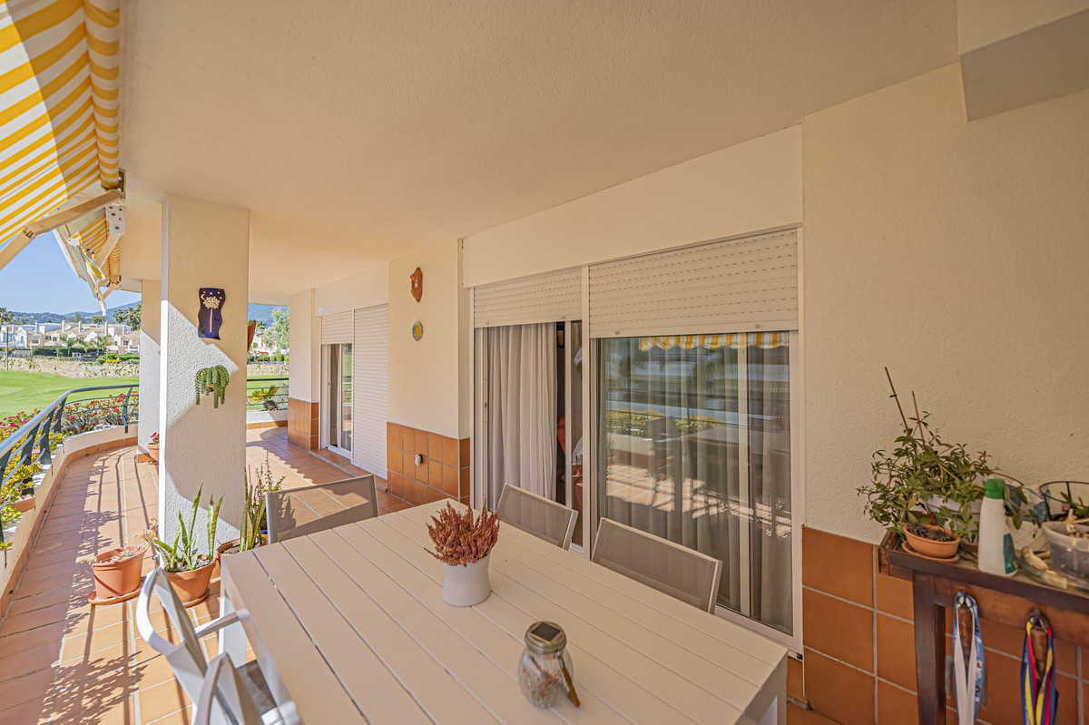 Appartement te koop in Guadalmina Alta | 3 slaapkamers H5347318