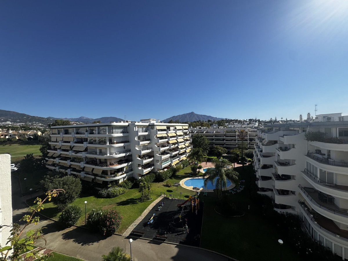 Appartement te koop in Guadalmina Alta | 3 slaapkamers H5368963