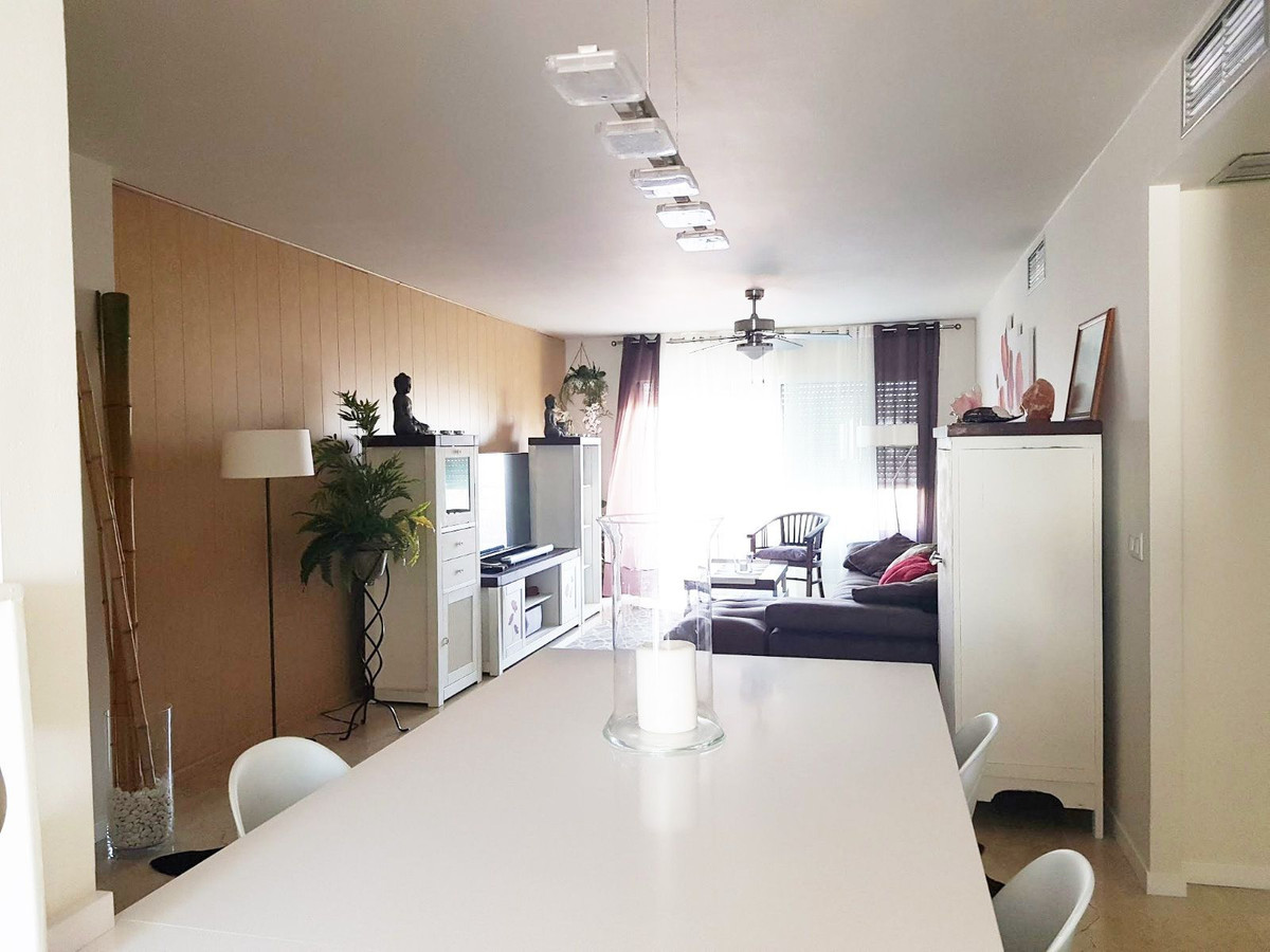 Appartement te koop in Guadalmina Alta | 2 slaapkamers H5374525
