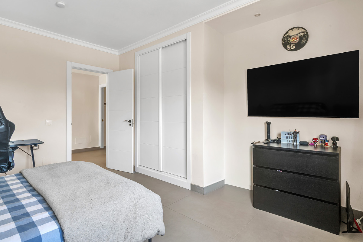 Appartement te koop in Guadalmina Alta | 4 slaapkamers H5393566