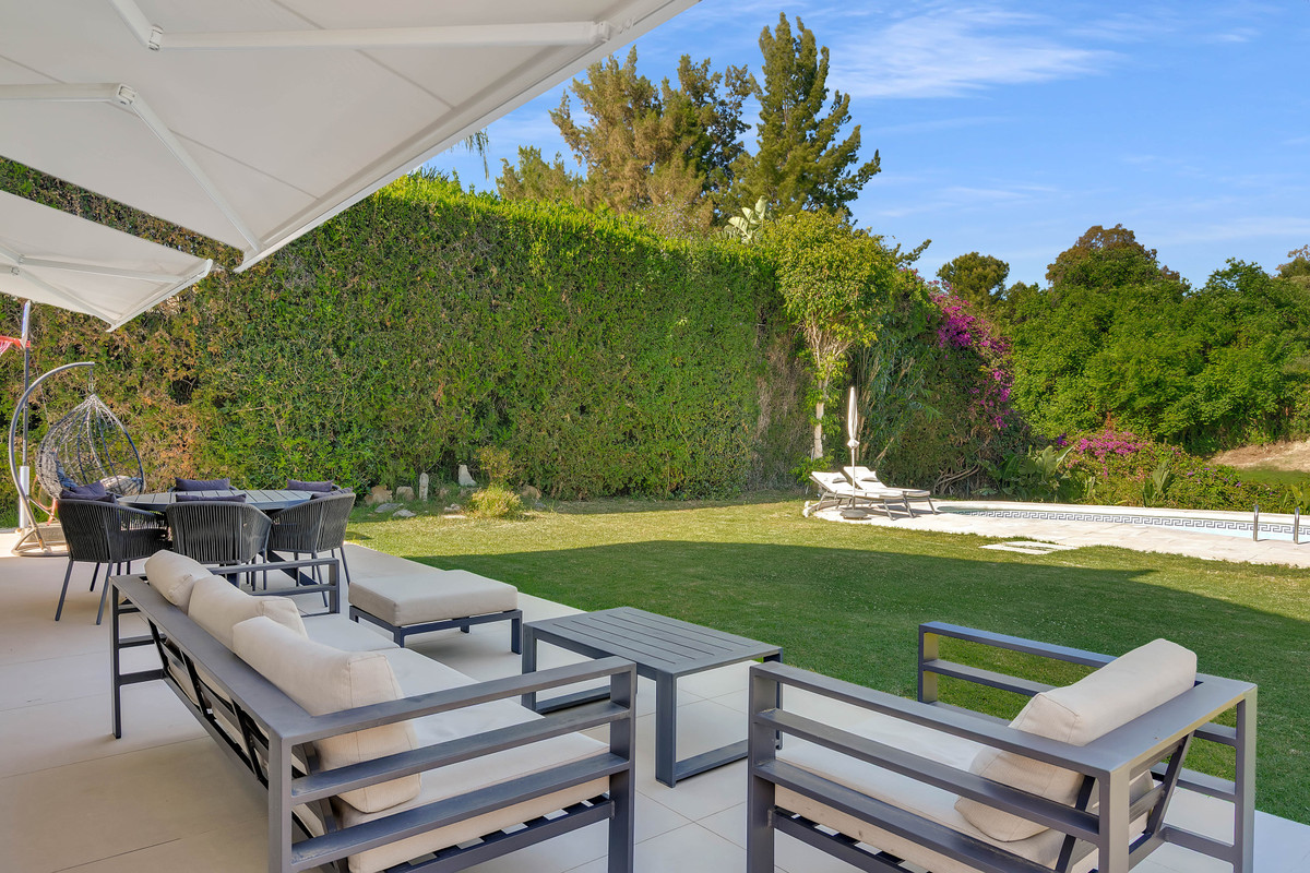 Appartement te koop in Guadalmina Alta | 4 slaapkamers H5393566