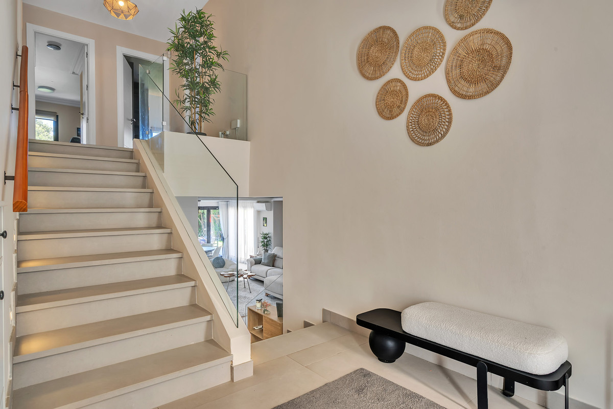Appartement te koop in Guadalmina Alta | 4 slaapkamers H5393566