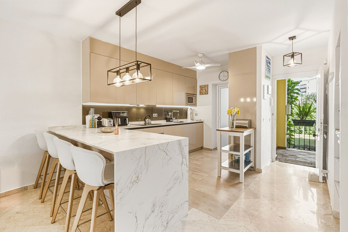 Appartement te koop in Guadalmina Alta | 2 slaapkamers H5438797