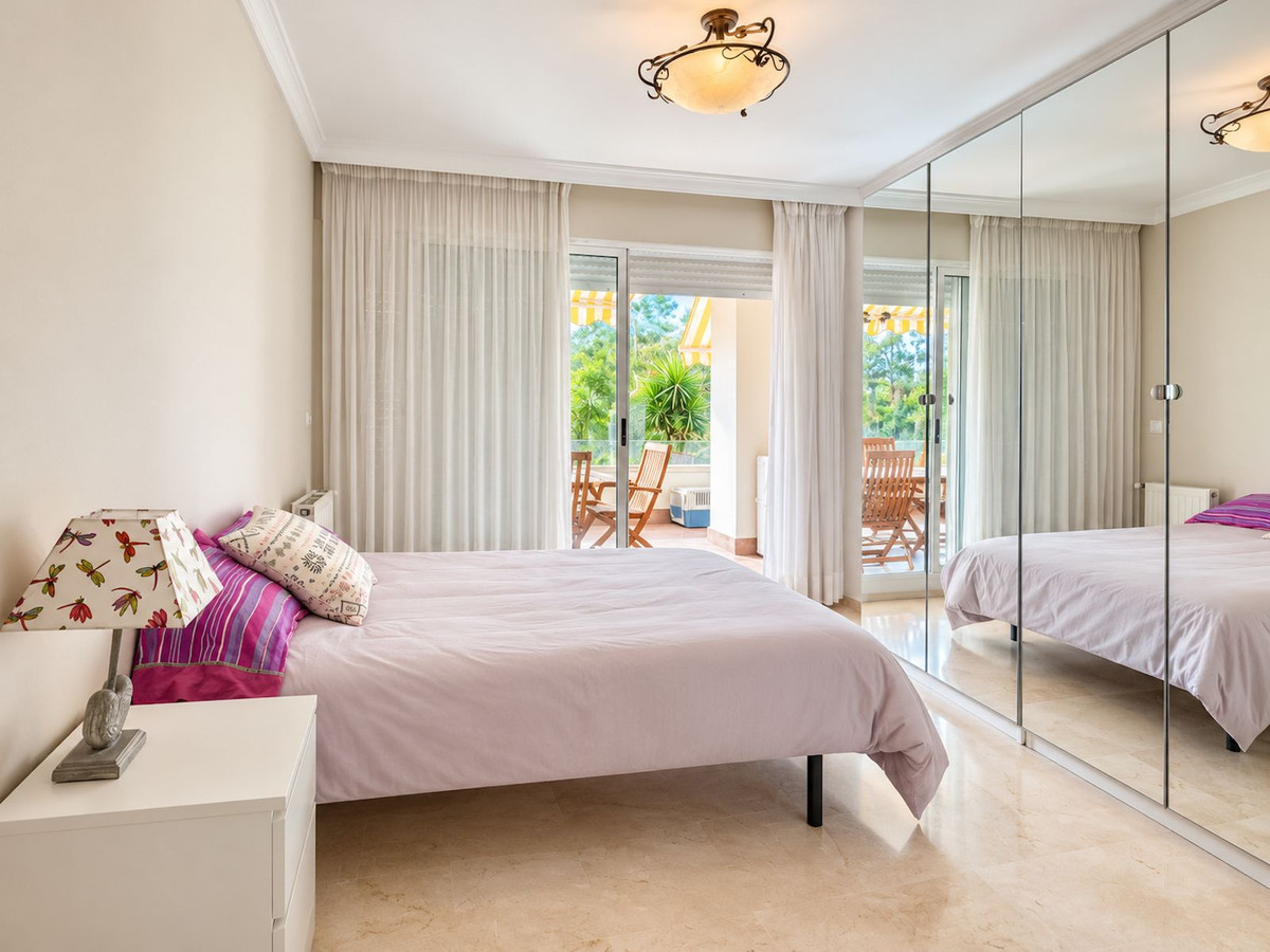 Appartement te koop in Guadalmina Alta | 2 slaapkamers H5519740