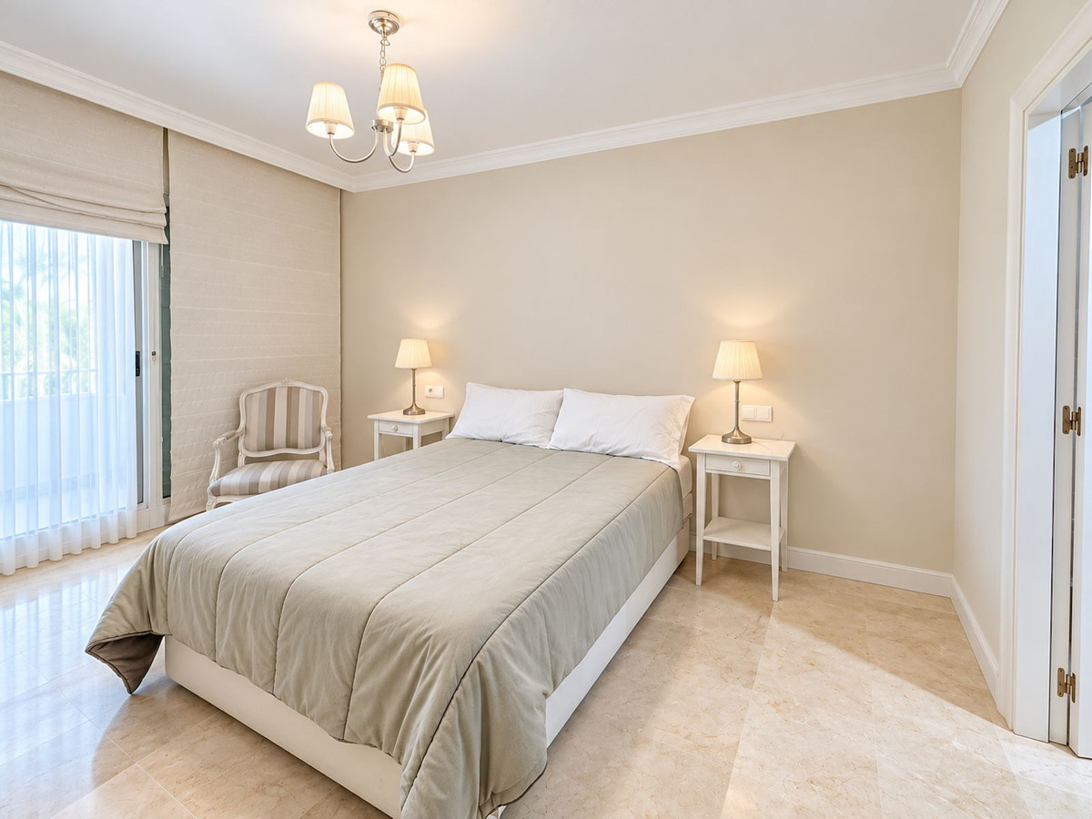 Appartement te koop in Guadalmina Alta | 2 slaapkamers H5519740