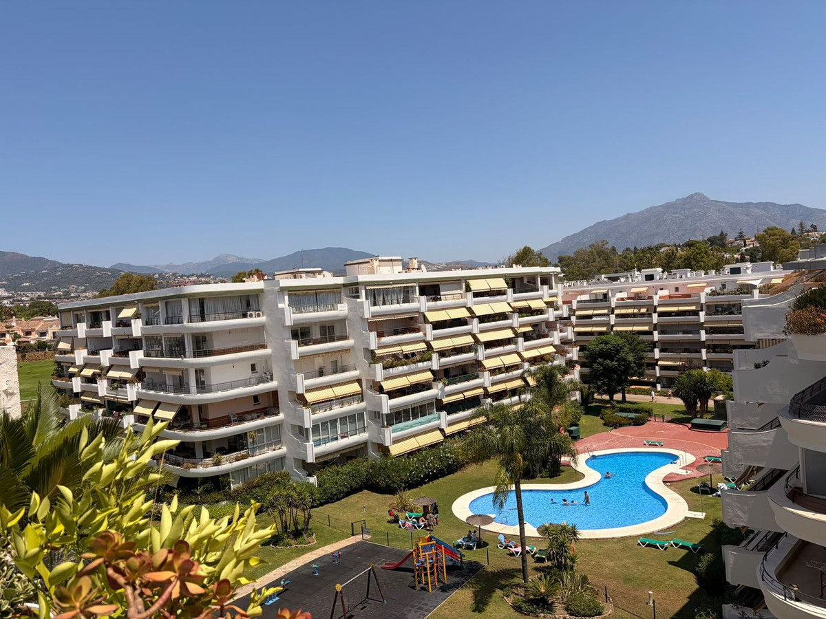 Appartement te koop in Guadalmina Alta | 2 slaapkamers H5521066