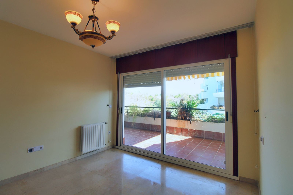 Appartement te koop in Guadalmina Alta | 2 slaapkamers H5526712