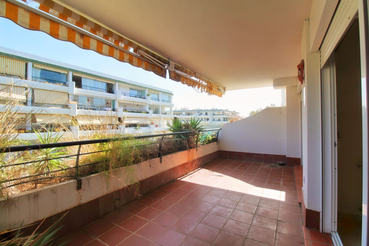 Appartement te koop in Guadalmina Alta | 2 slaapkamers H5526712