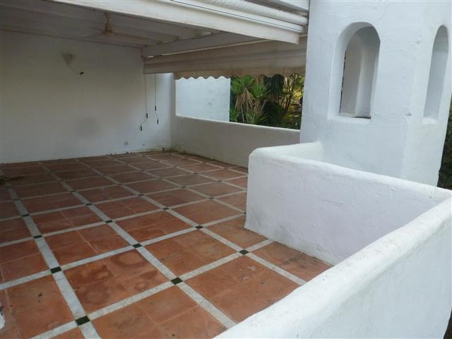Penthouse in Guadalmina Baja-12