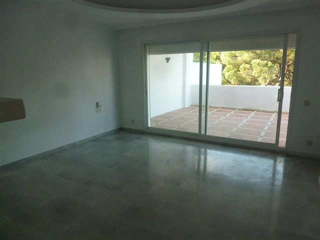 Penthouse in Guadalmina Baja-15