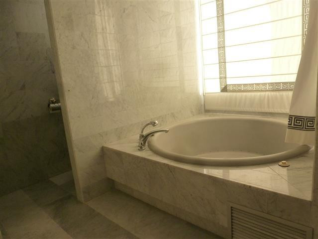 Penthouse in Guadalmina Baja-17