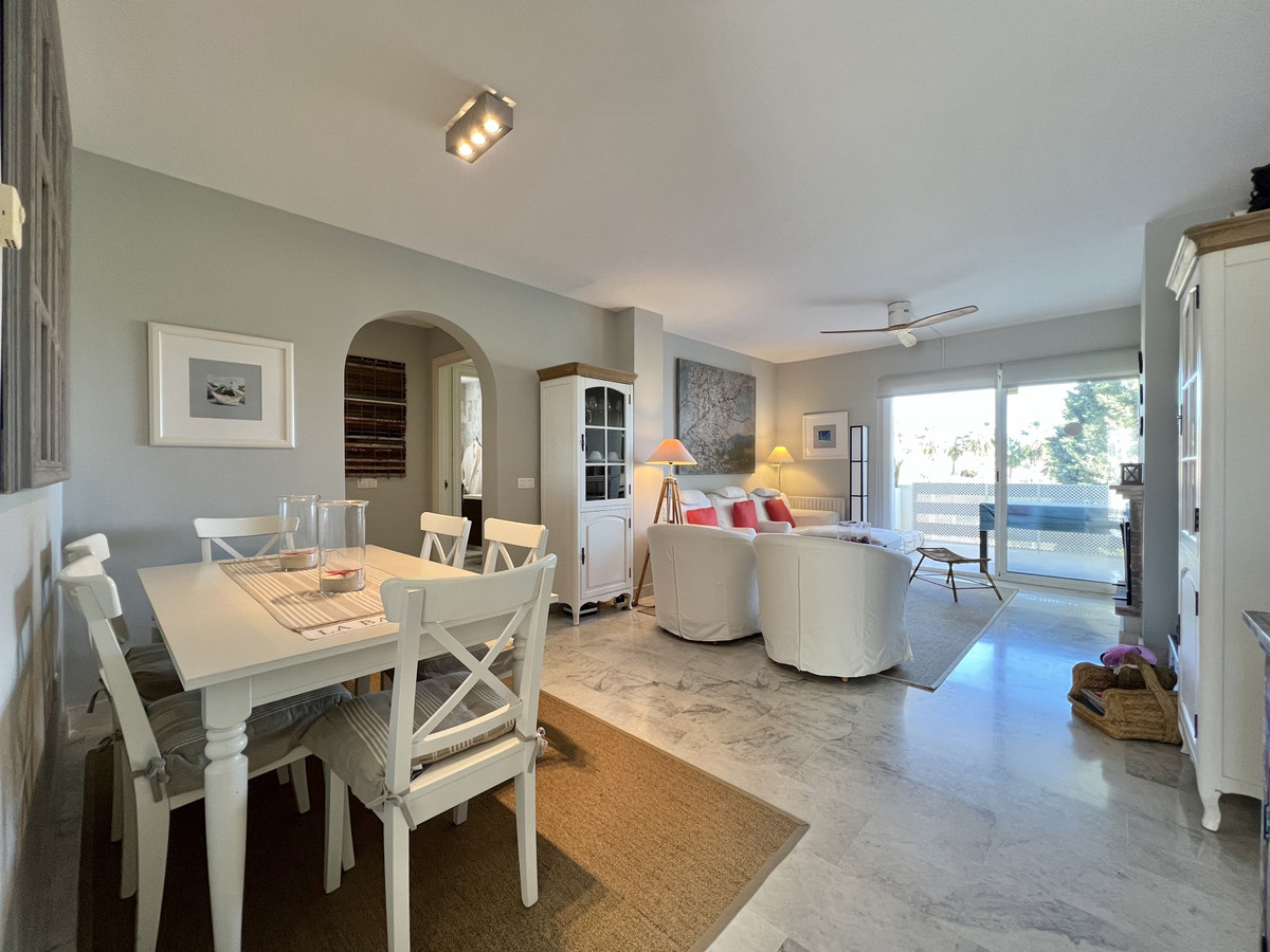 Tussenverdieping Appartement in Guadalmina Baja-4