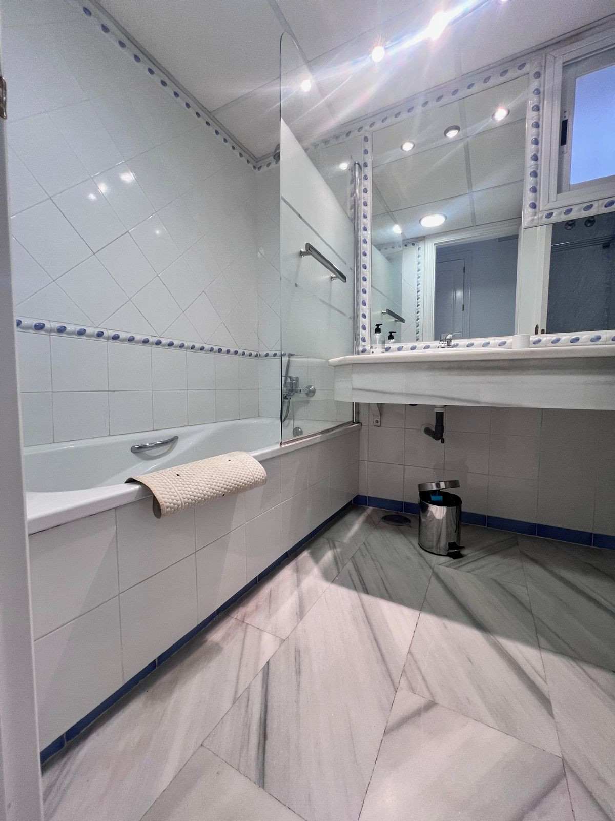 Begane grond appartement in Guadalmina Baja-24