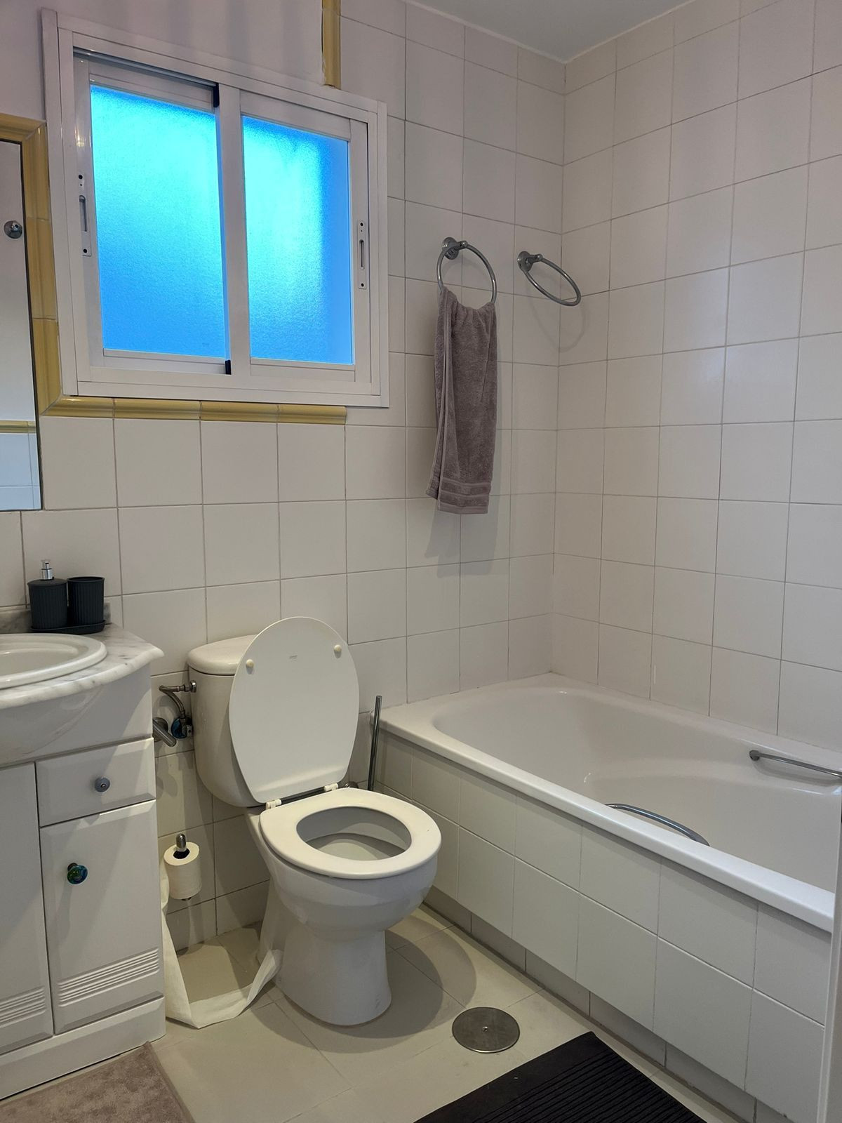Tussenverdieping Appartement in Guadalmina Baja-12