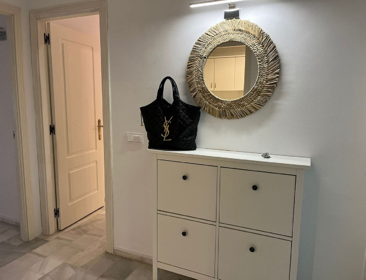 Tussenverdieping Appartement in Guadalmina Baja-5