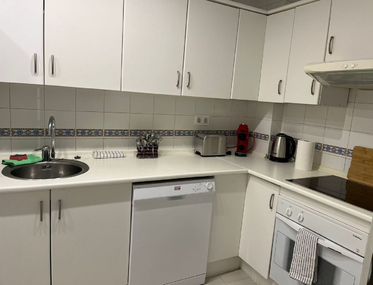 Tussenverdieping Appartement in Guadalmina Baja-6