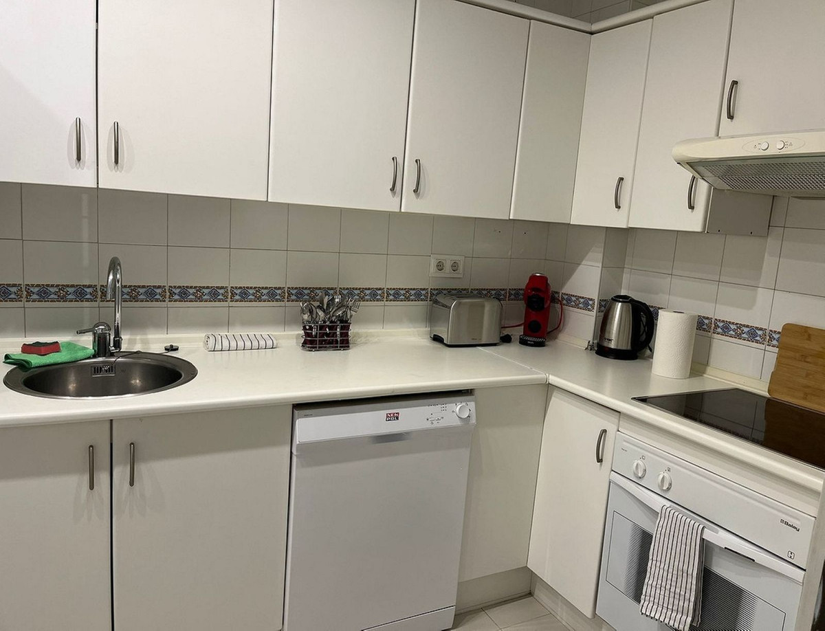 Tussenverdieping Appartement in Guadalmina Baja-7