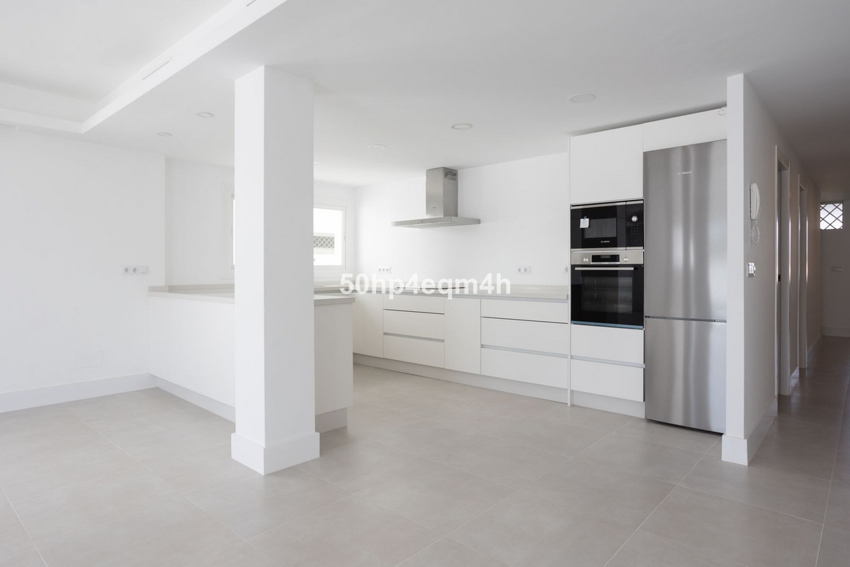 Appartement te koop in Guadalmina Baja | 4 slaapkamers H5060710