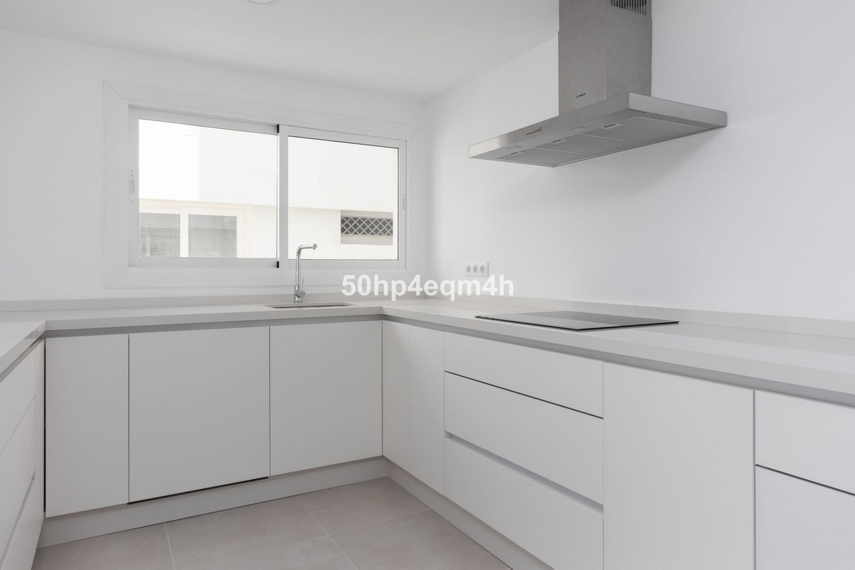 Appartement te koop in Guadalmina Baja | 4 slaapkamers H5060710
