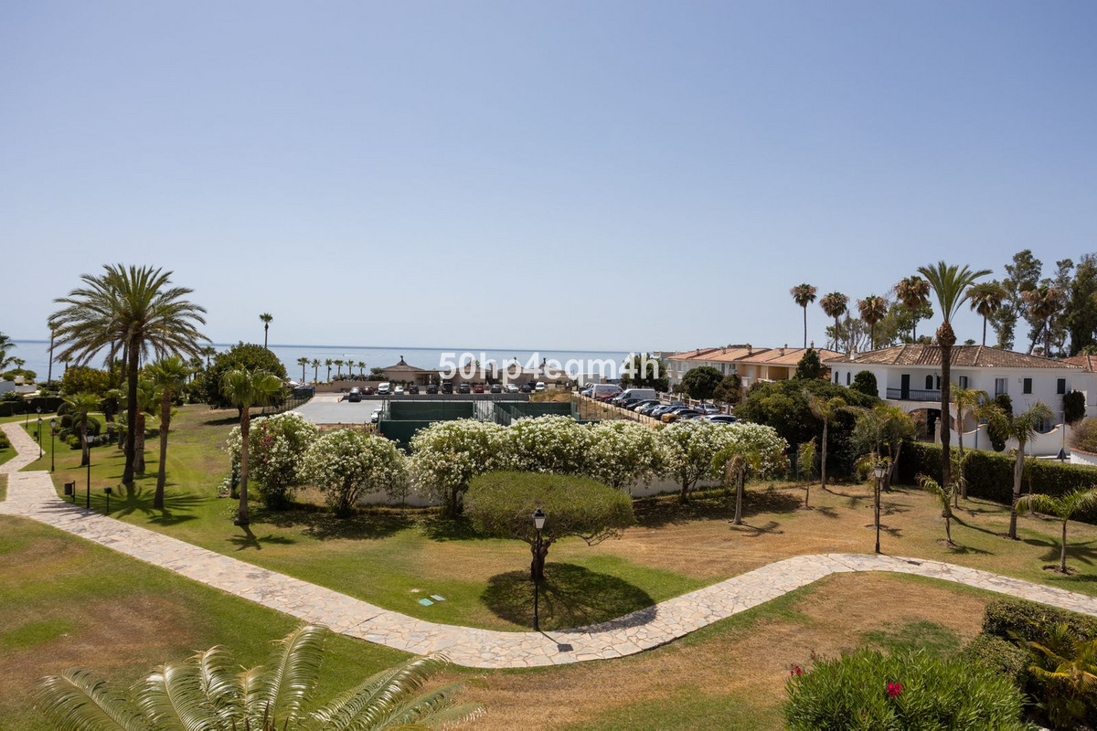 Appartement te koop in Guadalmina Baja | 4 slaapkamers H5060710