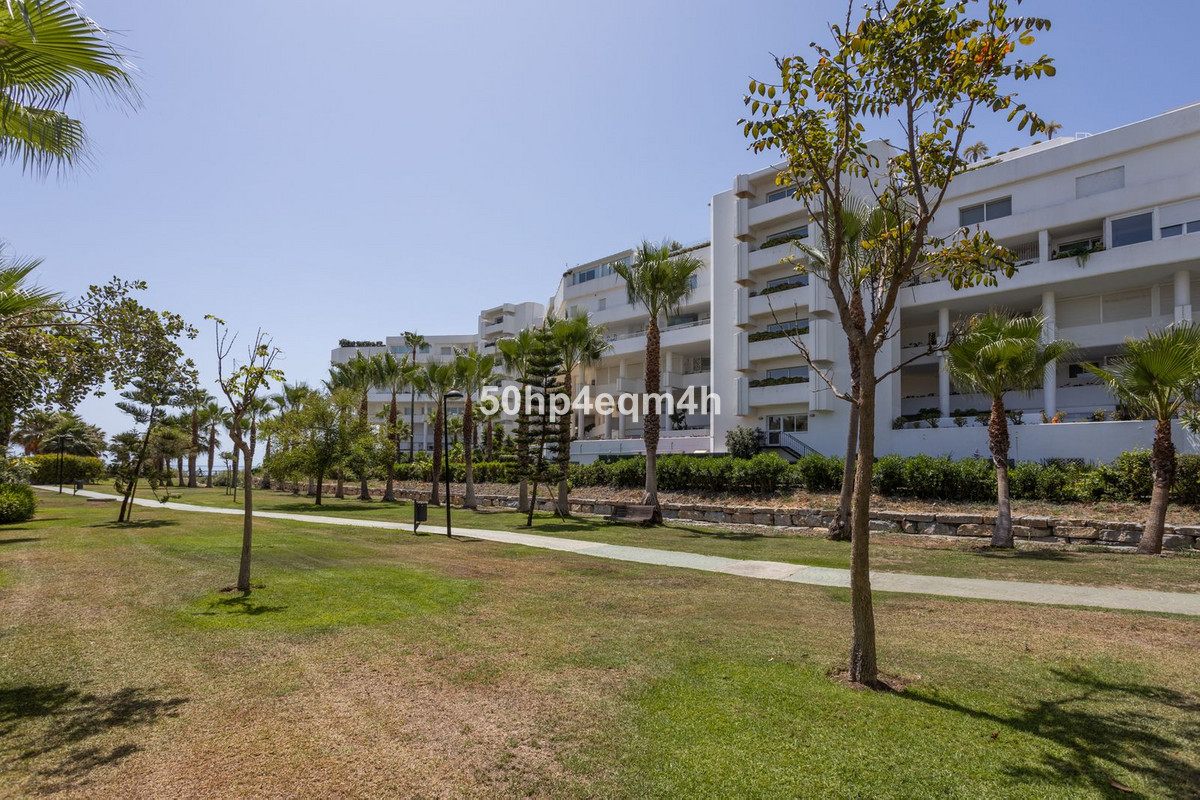Appartement te koop in Guadalmina Baja | 4 slaapkamers H5060710