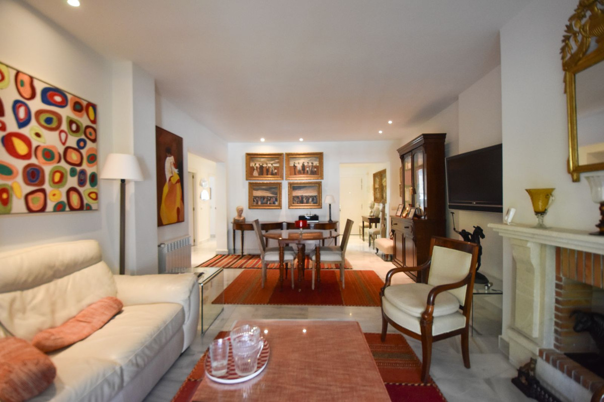 Appartement te koop in Guadalmina Baja | 3 slaapkamers H5076835
