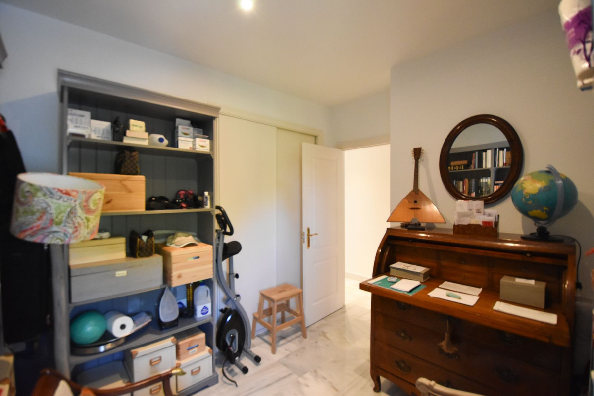 Appartement te koop in Guadalmina Baja | 3 slaapkamers H5076835