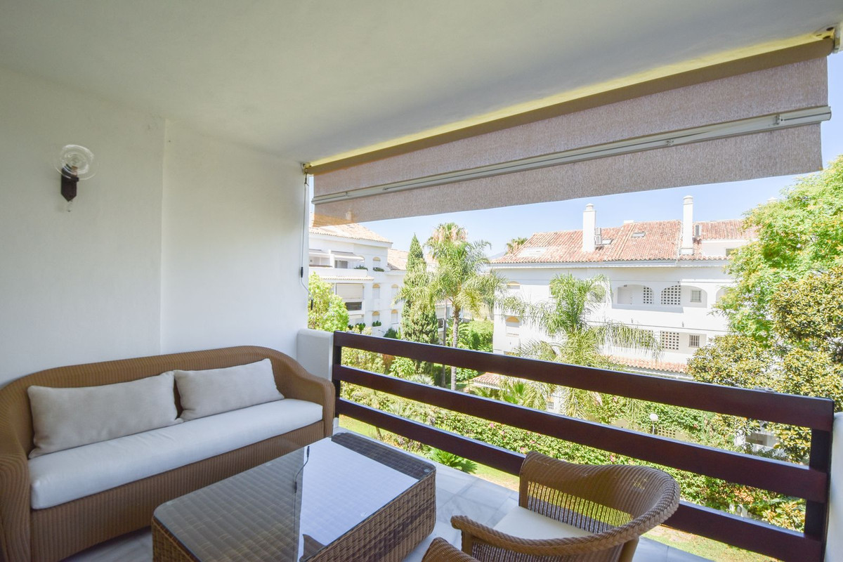 Appartement te koop in Guadalmina Baja | 3 slaapkamers H5076835