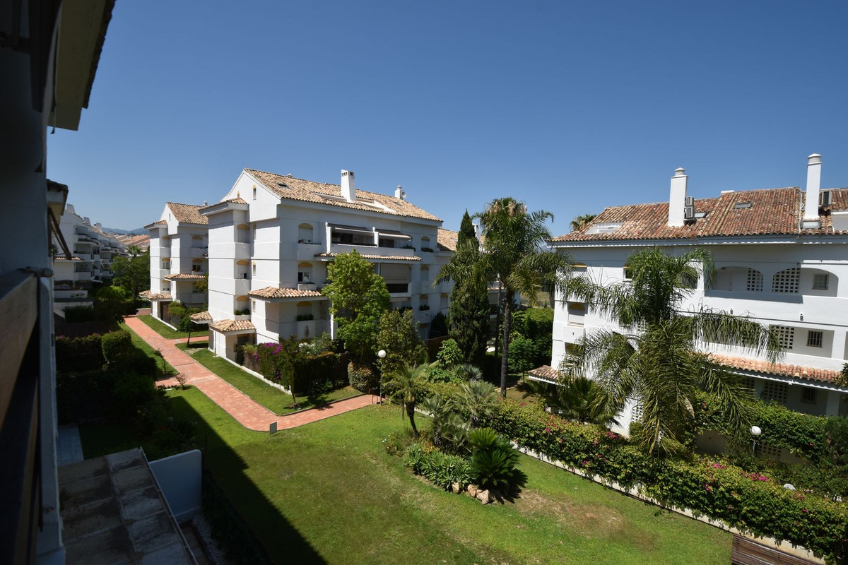 Appartement te koop in Guadalmina Baja | 3 slaapkamers H5076835