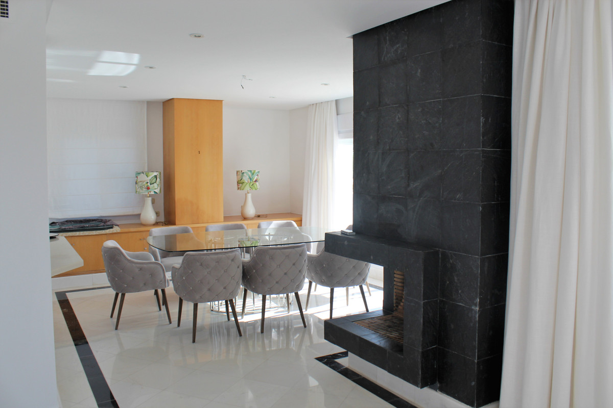Appartement te koop in Guadalmina Baja | 2 slaapkamers H5110528