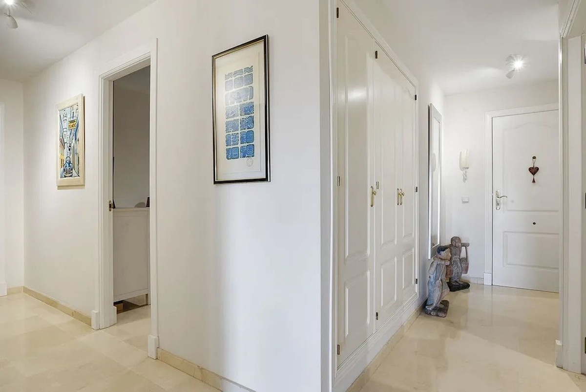 Appartement te koop in Guadalmina Baja | 2 slaapkamers H5120866