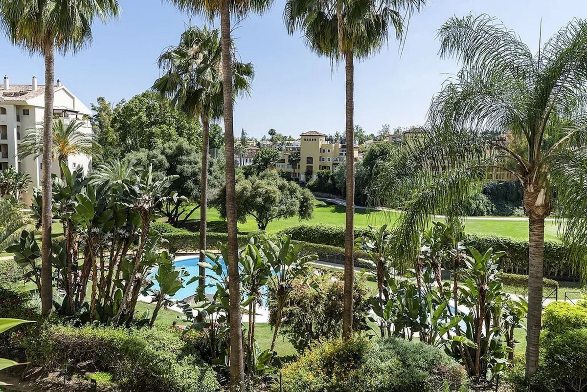 Appartement te koop in Guadalmina Baja | 2 slaapkamers H5120866