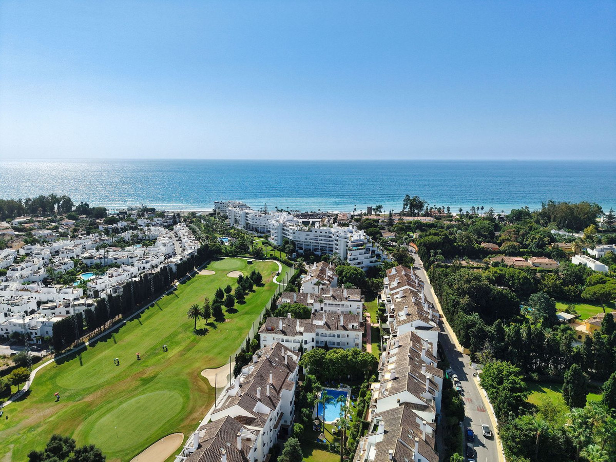 Appartement te koop in Guadalmina Baja | 3 slaapkamers H5125243