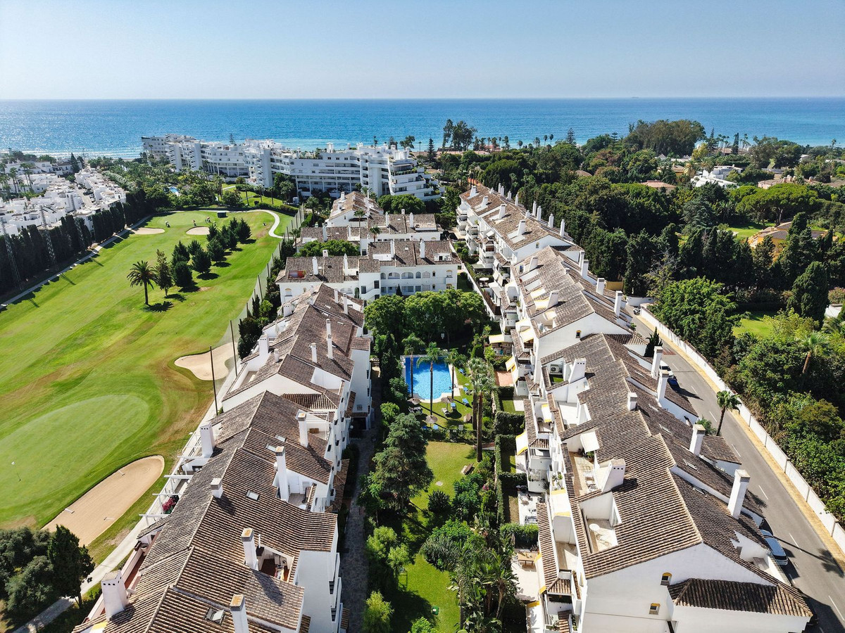 Appartement te koop in Guadalmina Baja | 3 slaapkamers H5125243